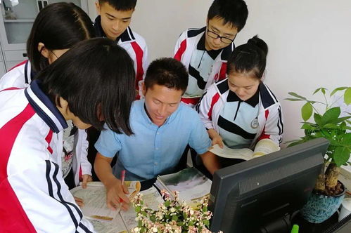 平樂中學群英薈 名優教師展播，打造高品質教育公共服務新高地
